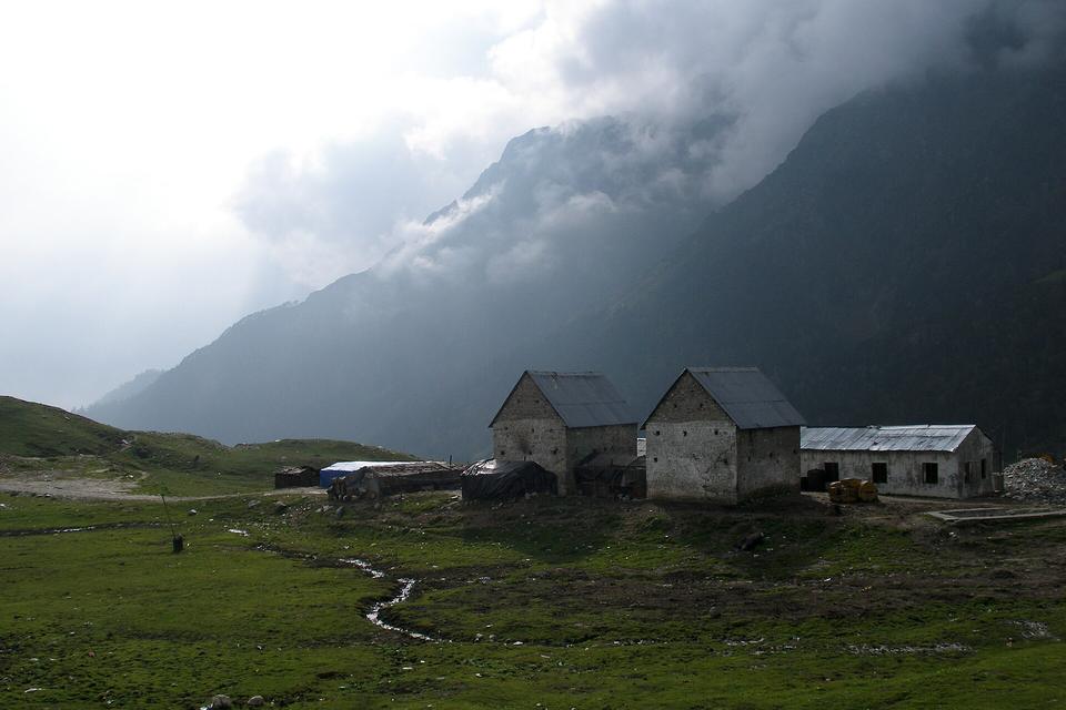Mountains above Solang Valley near Manali